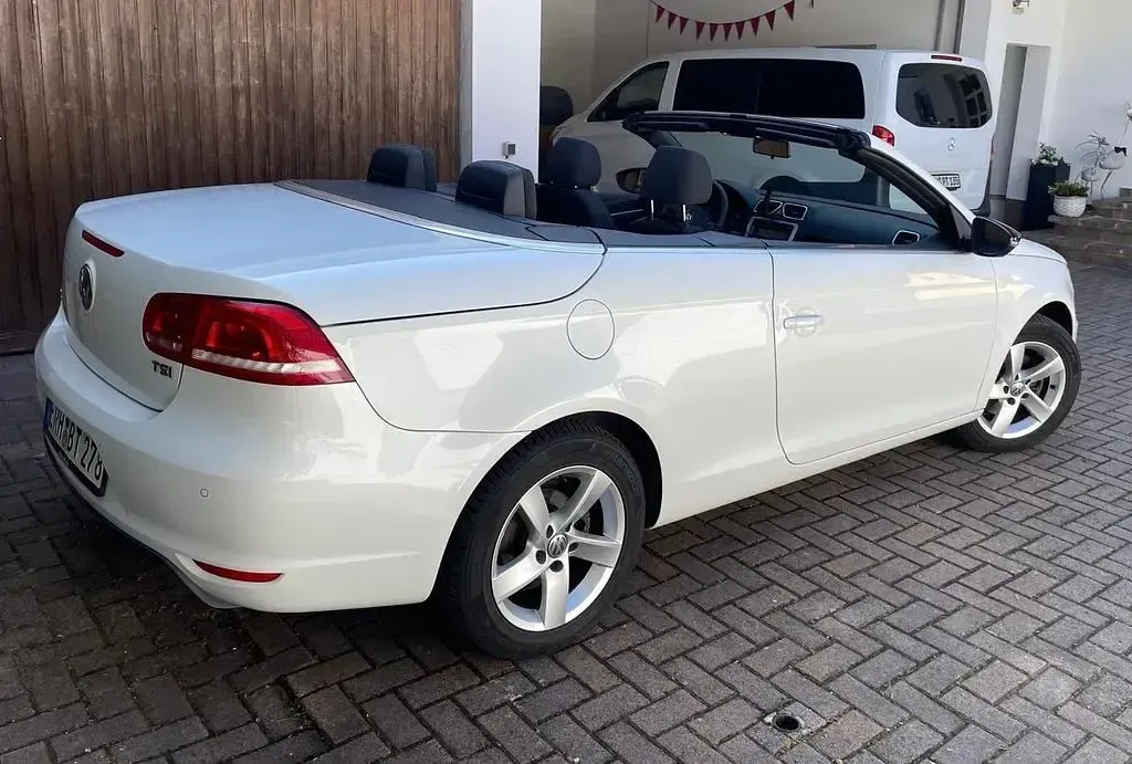 Gebraucht VW Eos 122 PS (89 kW) 2013 Weiß Cabrio