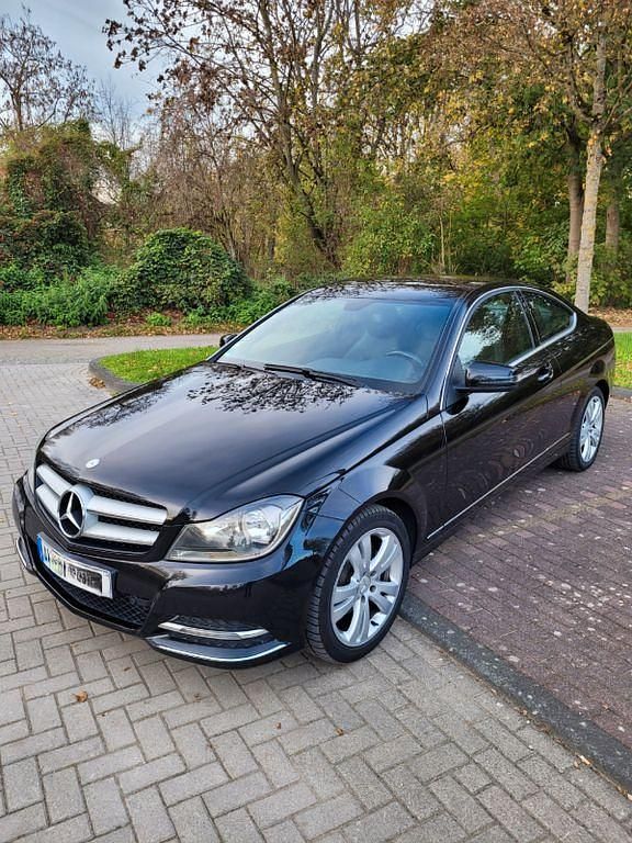 Gebraucht Mercedes C220 170 PS (125 kW) 2013 Schwarz Coupé