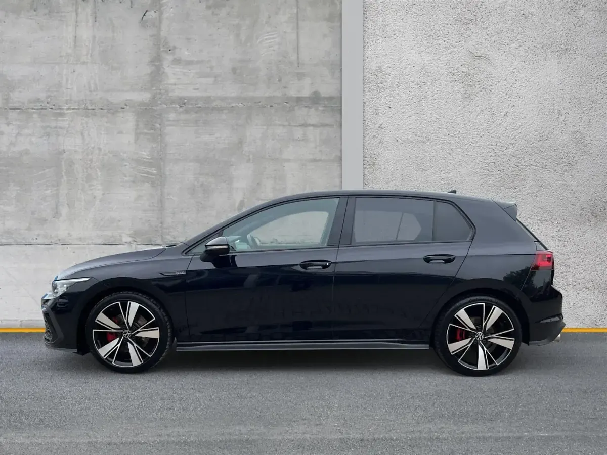 Gebraucht VW Golf VIII GTD 200 PS (147 kW) 2021 Schwarz Limousine