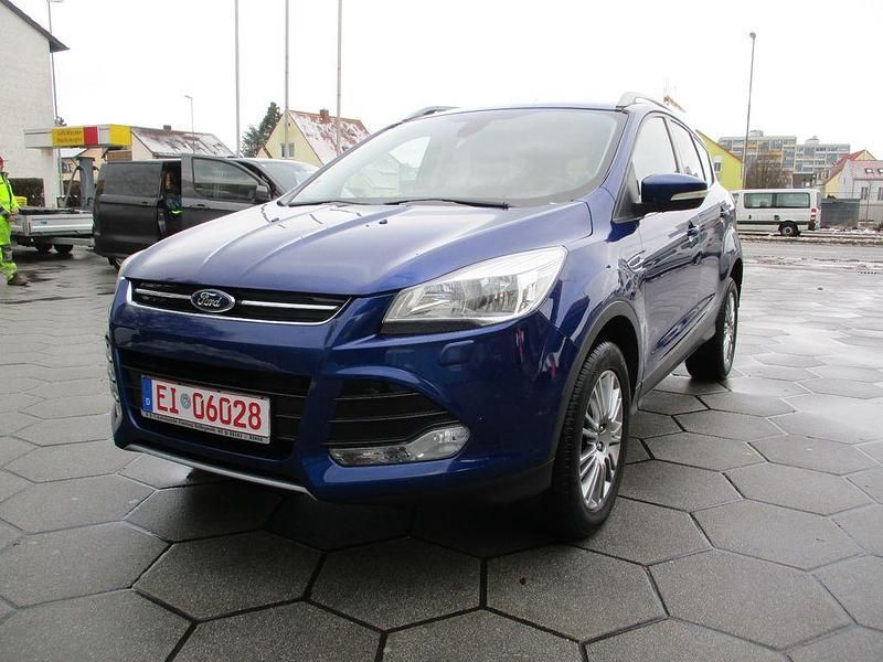 Gebraucht Ford Kuga Titanium 163 PS (119 kW) 2014 Blau SUV