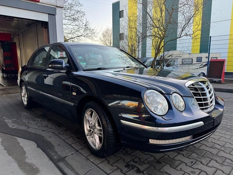 Gebraucht Kia Opirus Basis 203 PS (149 kW) 2006 Blau Limousine