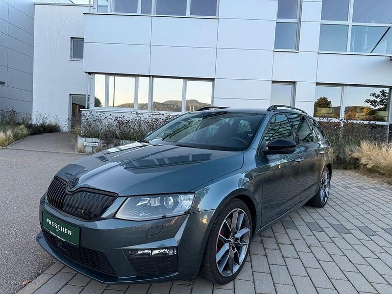 Grau Gebraucht 2016 Skoda Octavia RS Kombi | 12.876 € (Guter Preis) - Bild 1/4