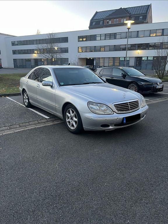 Silber Gebraucht 2002 Mercedes S320 Limousine | 4.950 € (Fairer Preis) - Bild 1/4