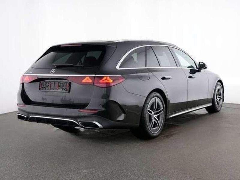 Gebraucht Mercedes E220 Advanced Plus 197 PS (144 kW) 2025 Metalliclack obsidianschwarz Kombi