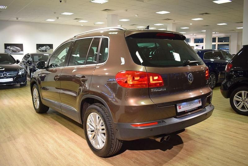Gebraucht VW Tiguan Sportline 160 PS (117 kW) 2014 Braun SUV