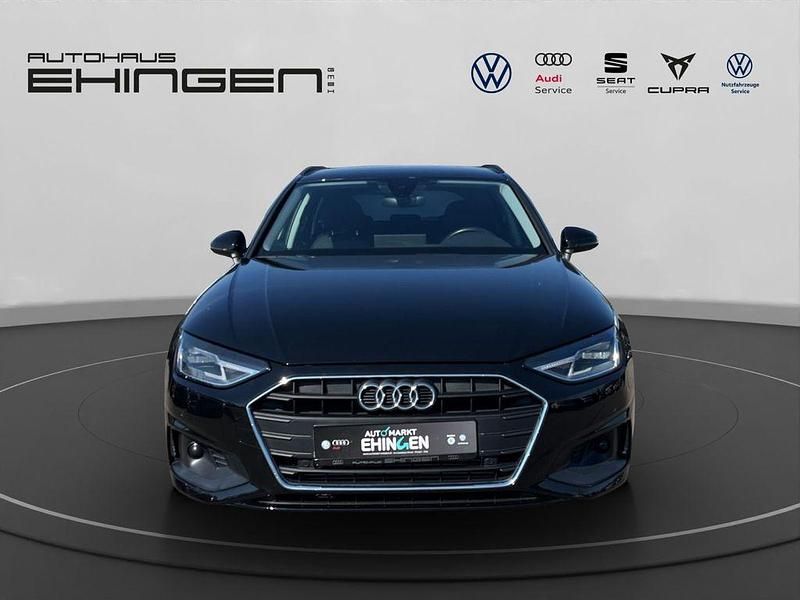 Gebraucht Audi A4 150 PS (110 kW) 2022 Schwarz Kombi