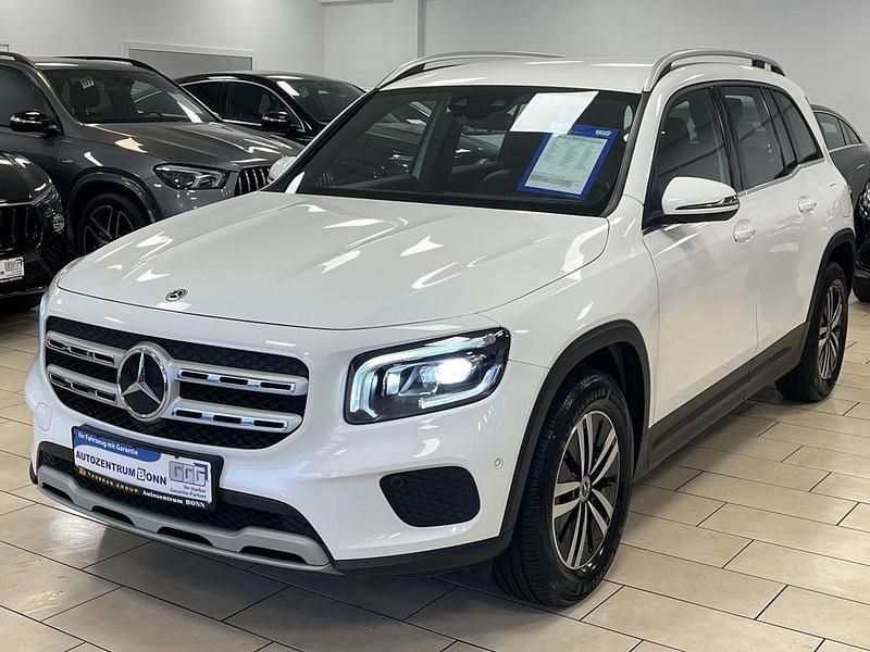 Weiß Gebraucht 2021 Mercedes GLB220 Business SUV | 30.440 € (Guter Preis) - Bild 1/4
