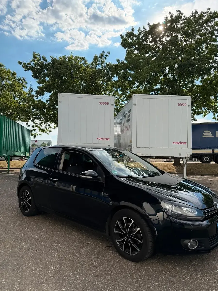 Gebraucht VW Golf VI 80 PS (58 kW) 2009 Schwarz Kleinwagen