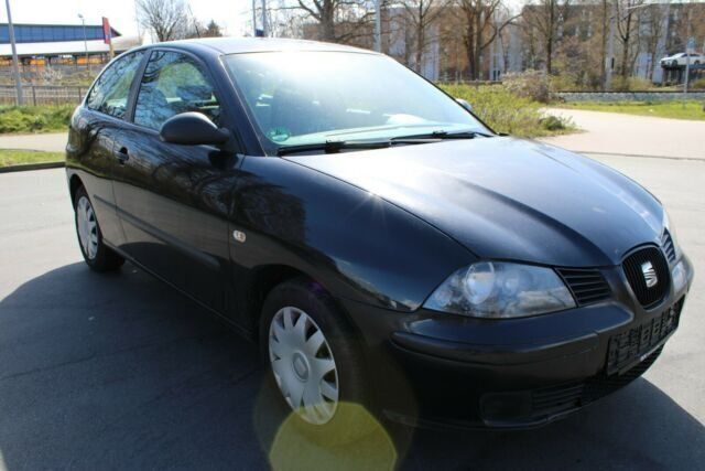 Gebraucht Seat Ibiza 60 PS (44 kW) 2007 Schwarz metallic Kleinwagen