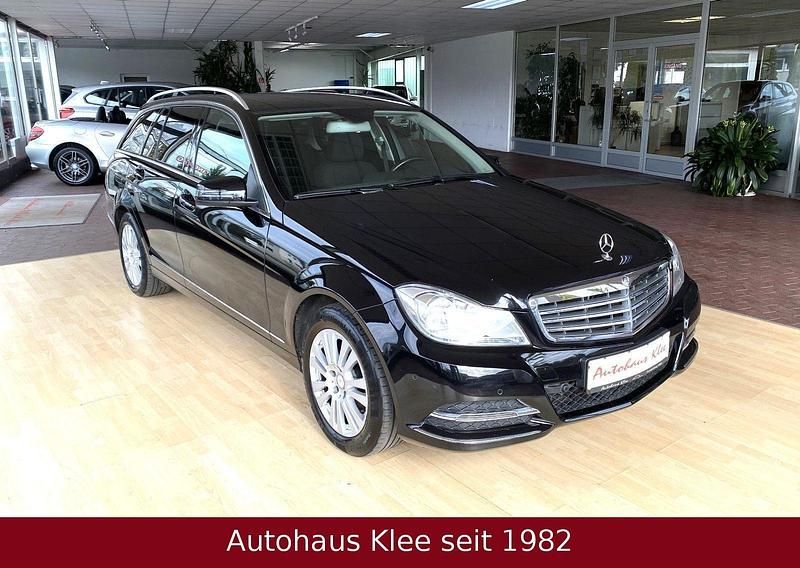 Gebraucht Mercedes C200 Elegance 184 PS (135 kW) 2013 Schwarz Kombi