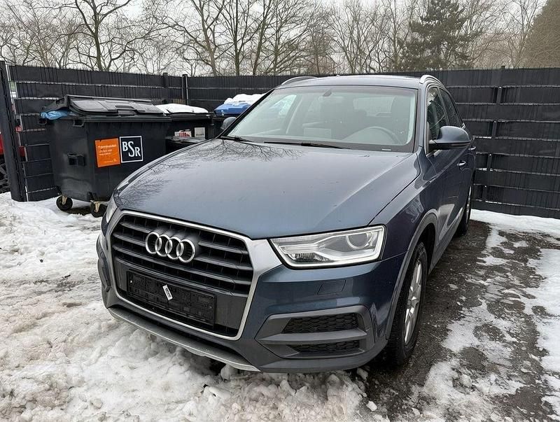 Gebraucht Audi Q3 Sport 125 PS (91 kW) 2017 Utopia blue metallic (metallic) SUV