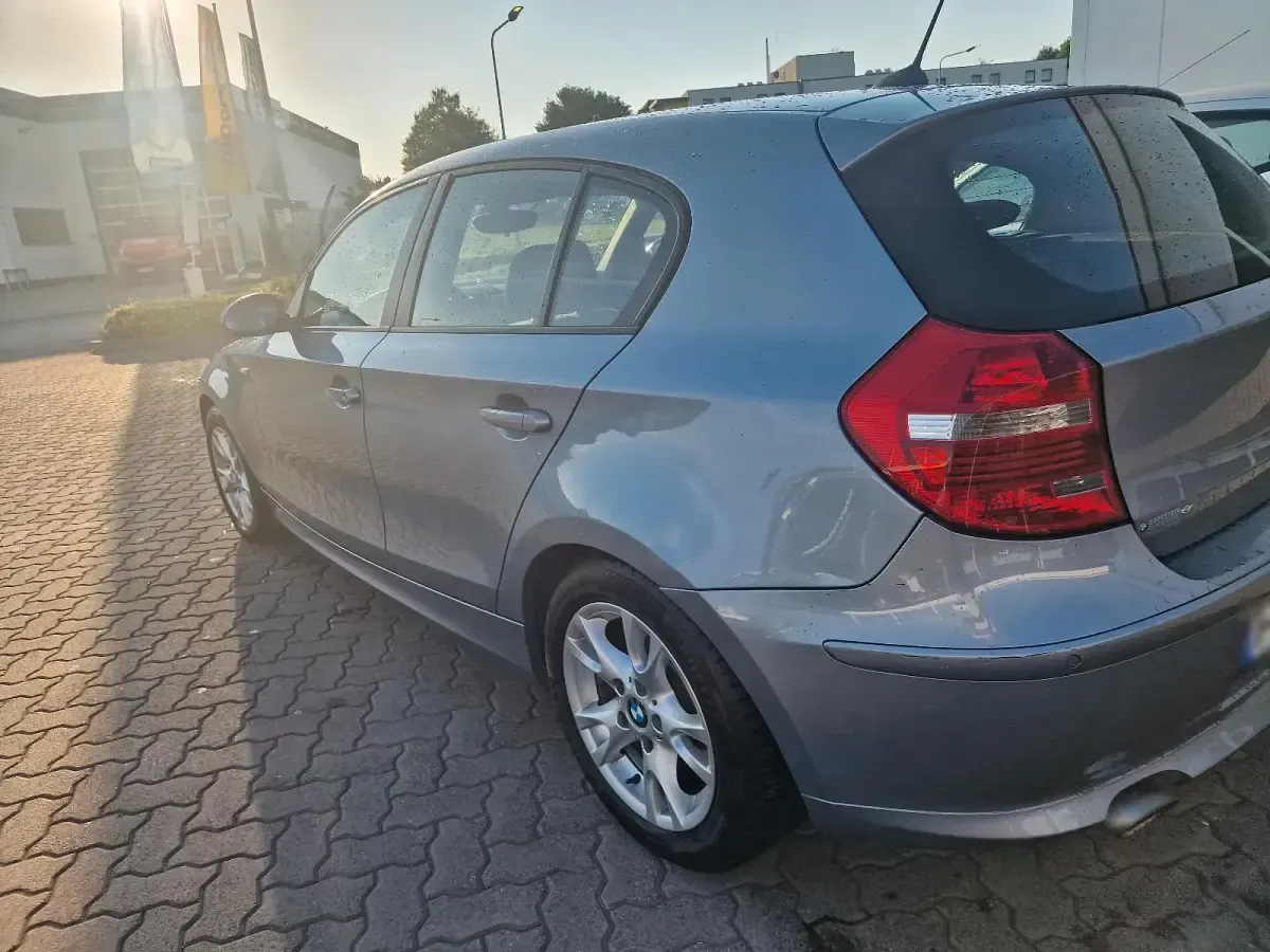 Gebraucht BMW 120 170 PS (125 kW) 2007 Grau Kleinwagen