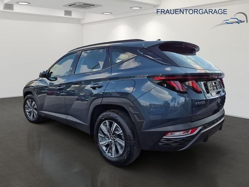 Second-hand Hyundai Tucson Select 150 CP (110 kW) 2024 Albastru SUV