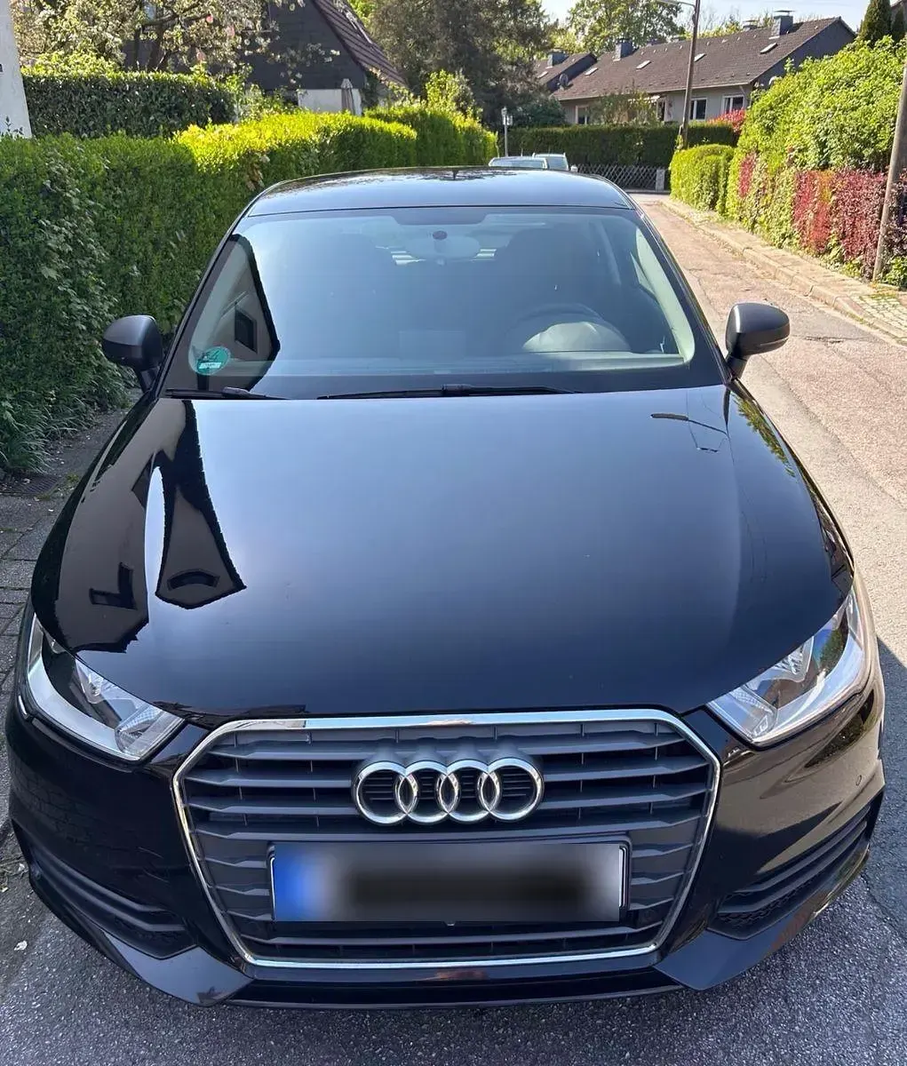 Gebraucht Audi A1 95 PS (69 kW) 2016 Schwarz Kleinwagen