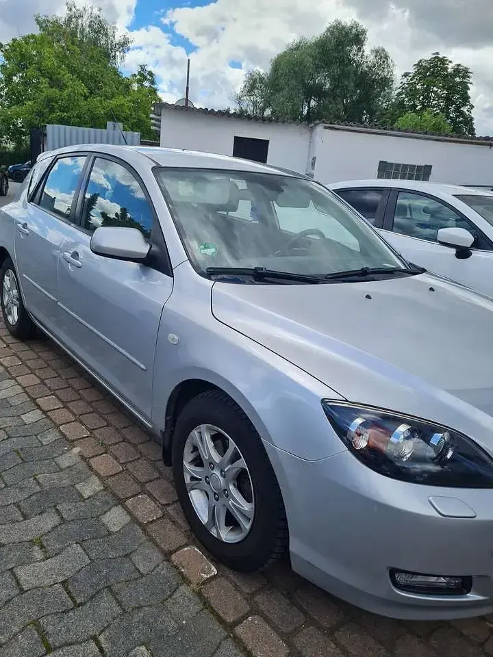 Gebraucht Mazda 3 Active 109 PS (80 kW) 2009 Grau Kleinwagen