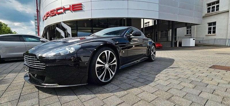 Gebraucht Aston Martin Vantage 517 PS (380 kW) 2010 Schwarz Coupé