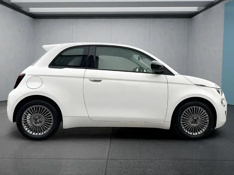 Neu Fiat 500C 65 PS (47 kW) 2026 Weiß Cabrio