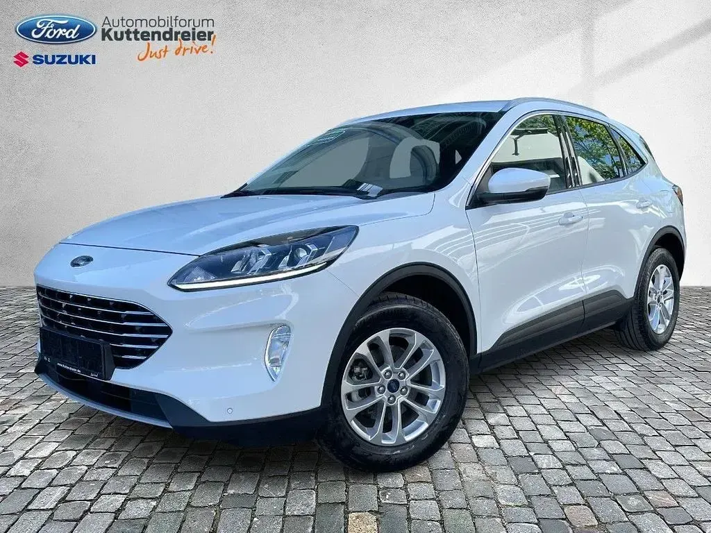 Używany Ford Kuga Titanium 190 KM (139 kW) 2023 Biały SUV