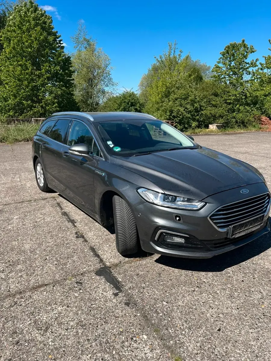 Gebraucht Ford Mondeo 184 PS (135 kW) 2019 Grau Kombi