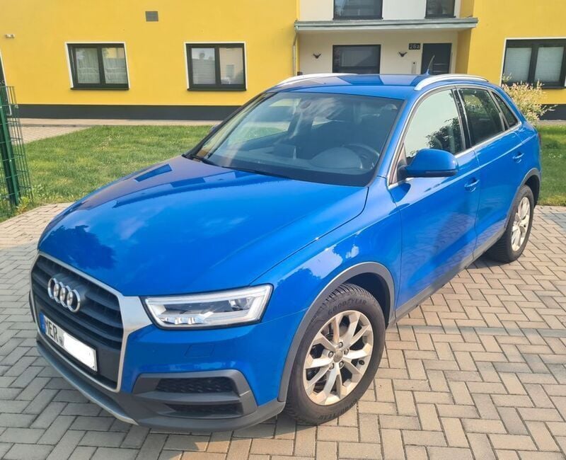 Blau Gebraucht 2017 Audi Q3 Design SUV | 15.490 € (Superpreis) - Bild 1/4