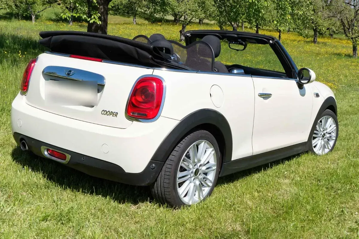 Usata Mini Cooper Cabriolet 136 CV (100 kW) 2017 Bianco Cabrio
