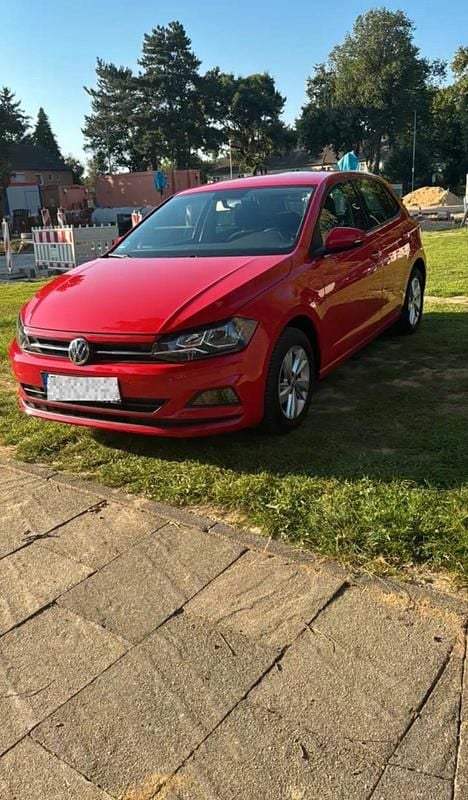 Gebraucht VW Polo Comfortline 2018 Rot Kleinwagen