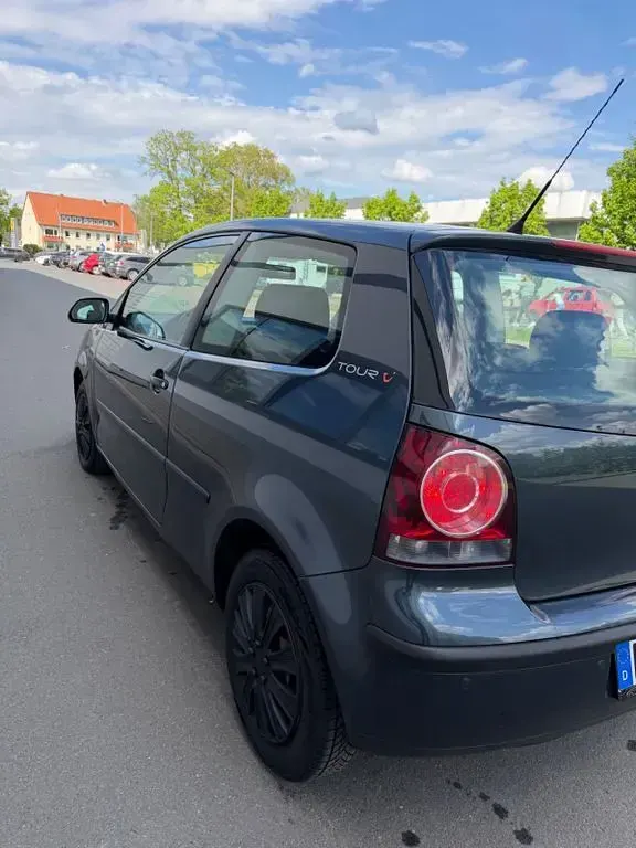 Gebraucht VW Polo 69 PS (50 kW) 2007 Grau Kleinwagen