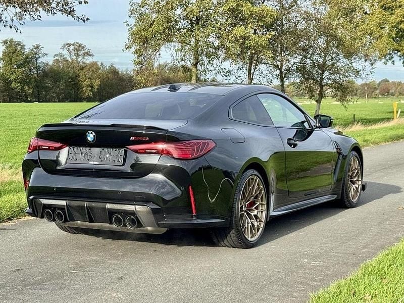 Neu BMW M4 551 PS (405 kW) 2025 Schwarz Coupé