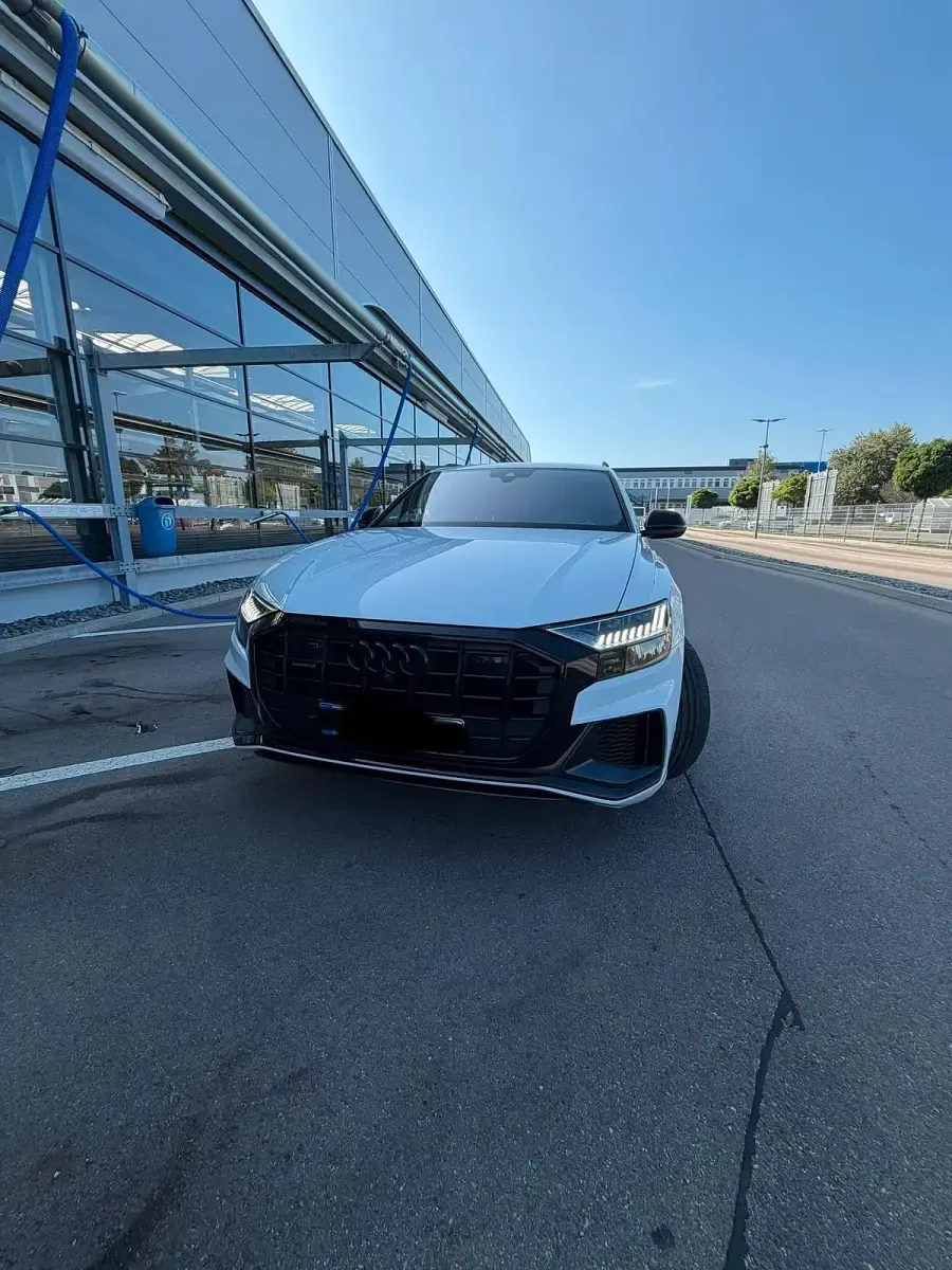 Gebraucht Audi Q8 285 PS (209 kW) 2020 Weiß SUV