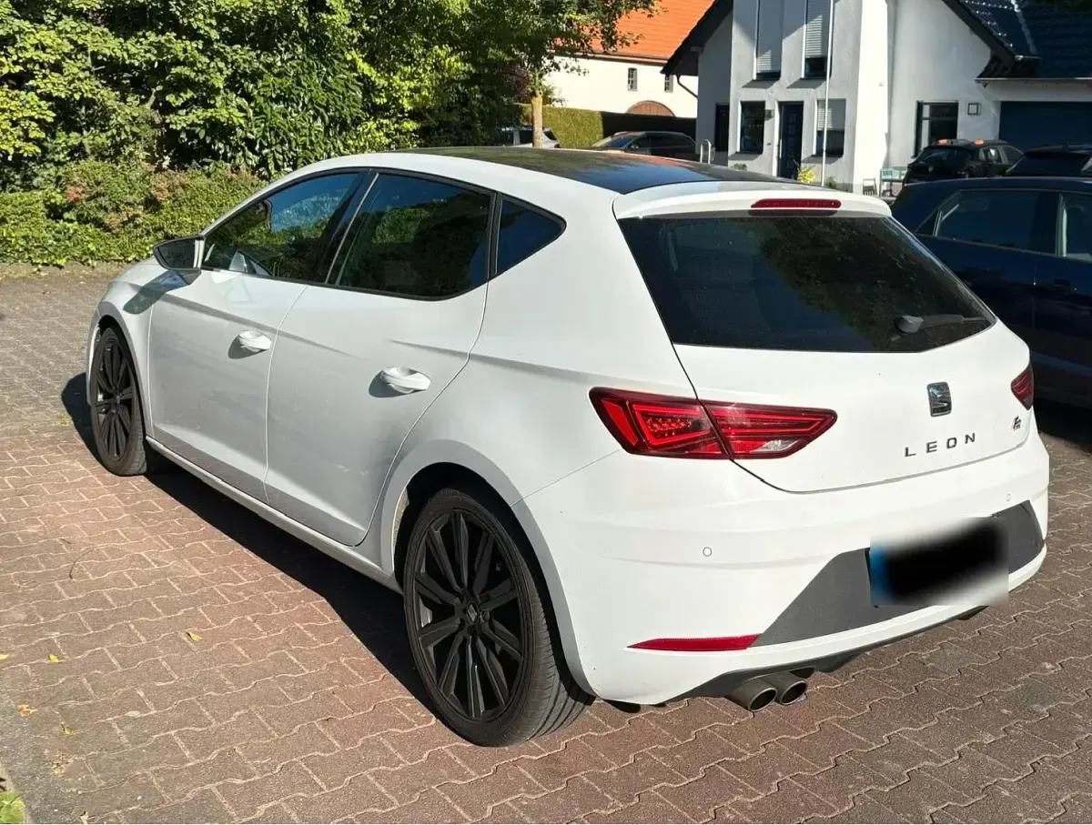 Gebraucht Seat Leon FR 150 PS (110 kW) 2018 Weiß Limousine