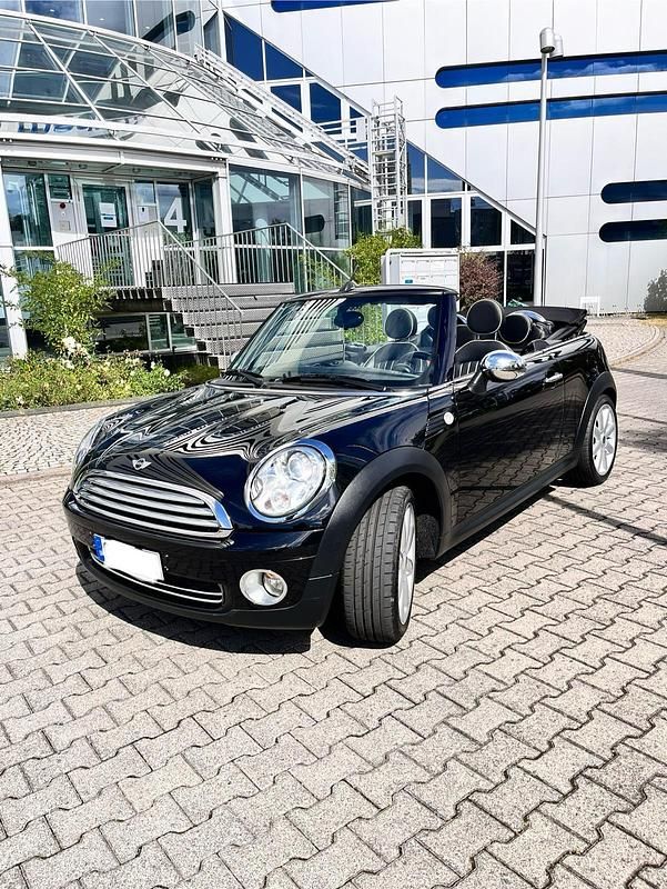 Schwarz Gebraucht 2010 Mini Cooper Cabriolet Cabrio | 7.999 € (Teuer) - Bild 1/4