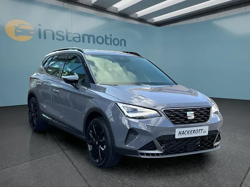 Neu Seat Arona FR 116 PS (85 kW) 2025 Grau SUV