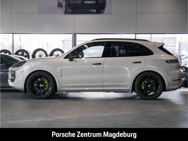 Gebraucht Porsche Cayenne 470 PS (345 kW) 2024 Beige SUV