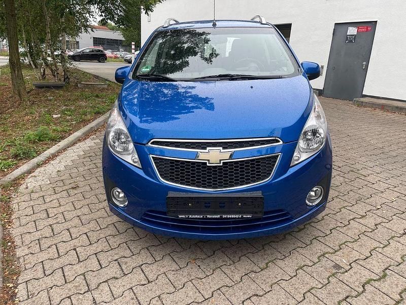 Blau Gebraucht 2010 Chevrolet Spark LS Kleinwagen | 3.390 € (Fairer Preis) - Bild 1/4