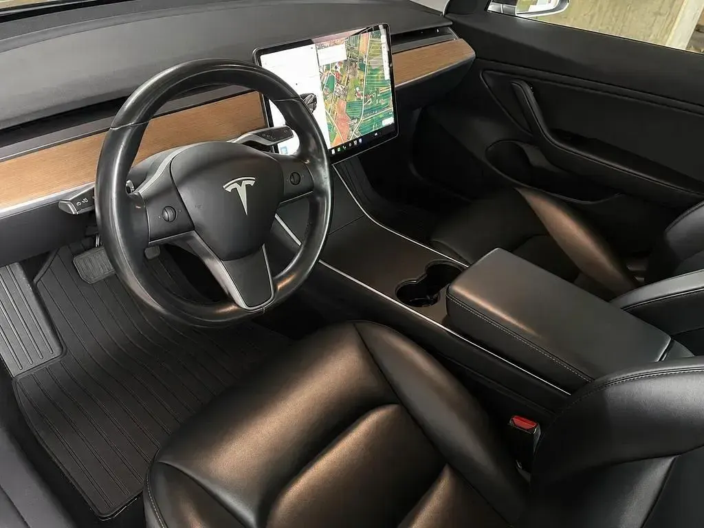 Gebraucht Tesla Model 3 366 kW (498 PS) 2019 Schwarz Limousine