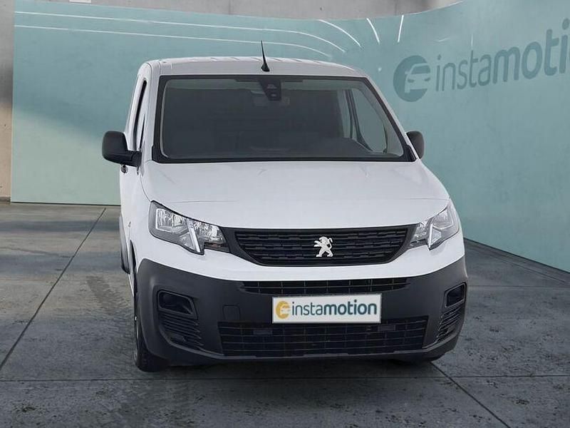 Gebraucht Peugeot Partner 102 PS (75 kW) 2022 Weiß Van / Kleinbus