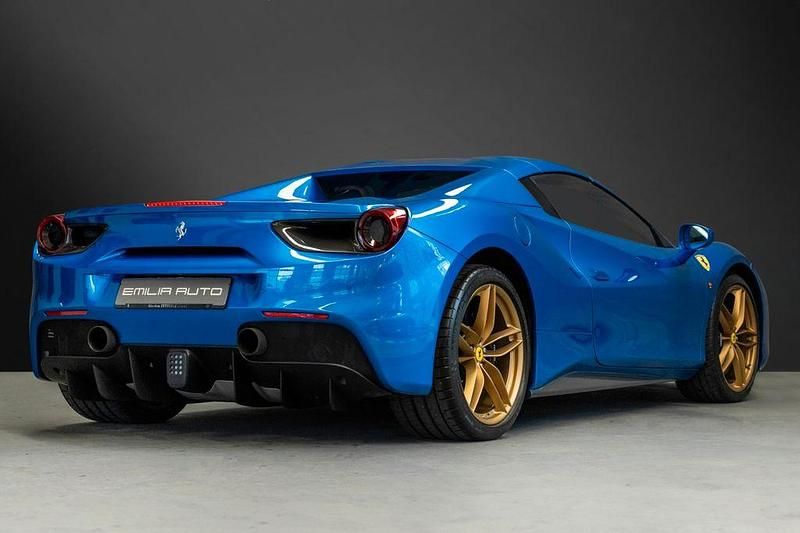 Gebraucht Ferrari 488 669 PS (492 kW) 2018 Blau Cabrio