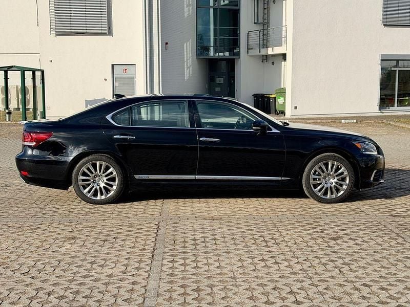 Gebraucht Lexus LS600h L 445 PS (327 kW) 2015 Schwarz Limousine