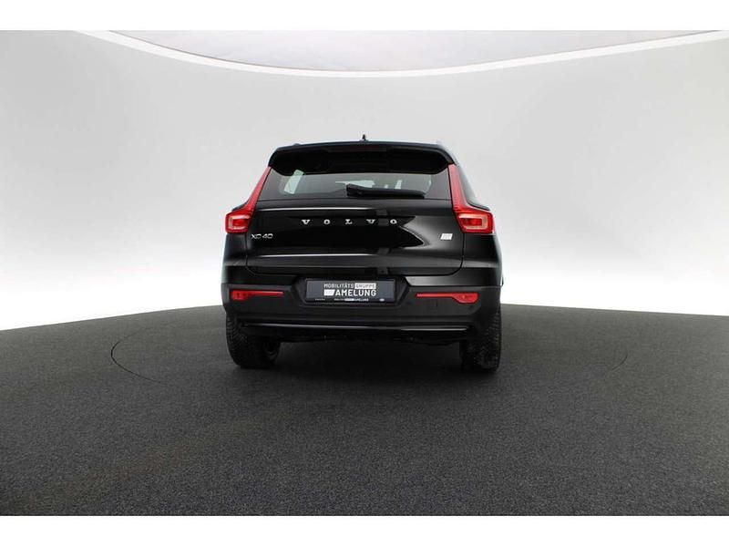 Gebraucht Volvo XC40 Core 169 kW (231 PS) 2023 Schwarz SUV