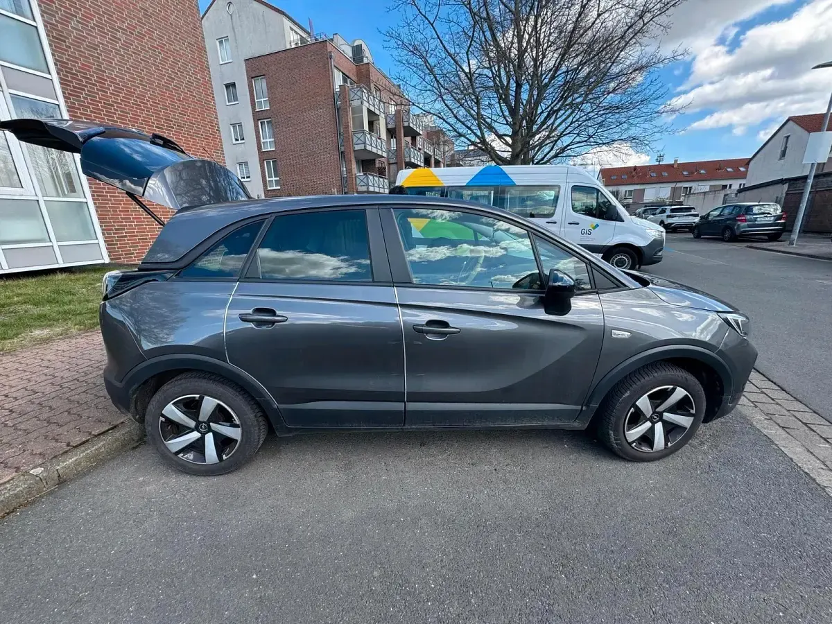 Gebraucht Opel Crossland 130 PS (95 kW) 2022 Grau SUV