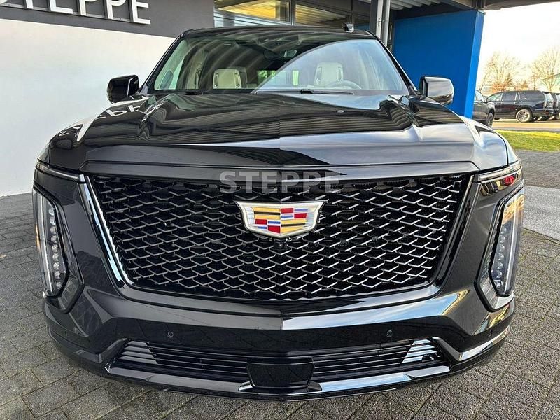 Neu Cadillac Escalade 426 PS (313 kW) 2025 Schwarz SUV