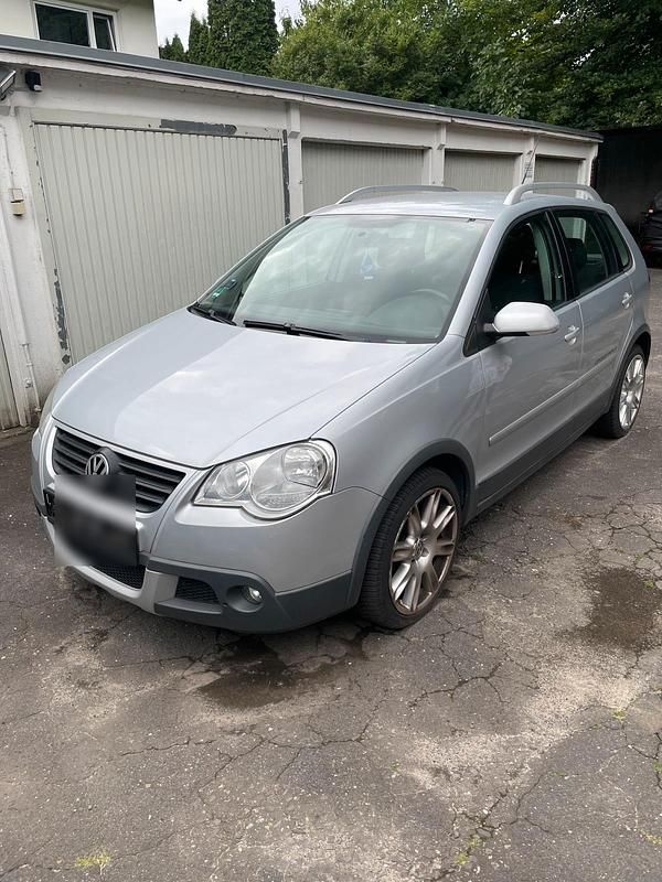 Grau Gebraucht 2007 VW Polo Cross Kleinwagen | 2.500 € (Guter Preis) - Bild 1/4