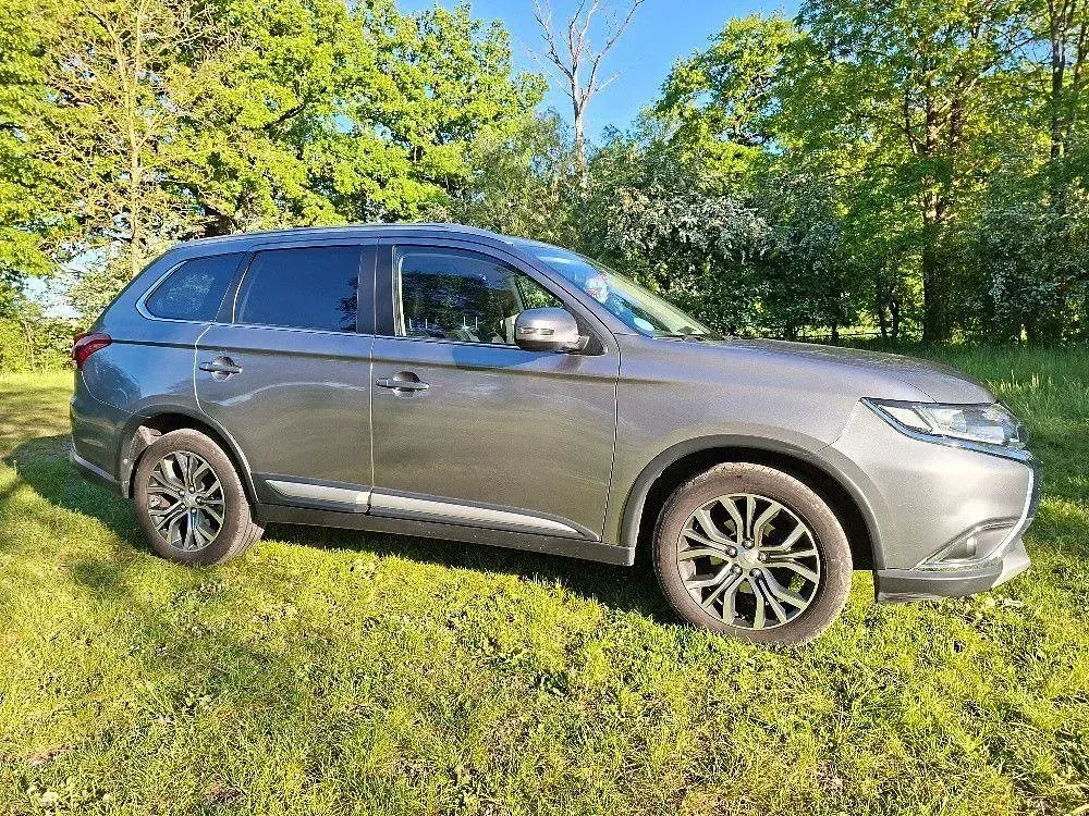 Brugt Mitsubishi Outlander 150 HK (110 kW) 2015 Grå SUV