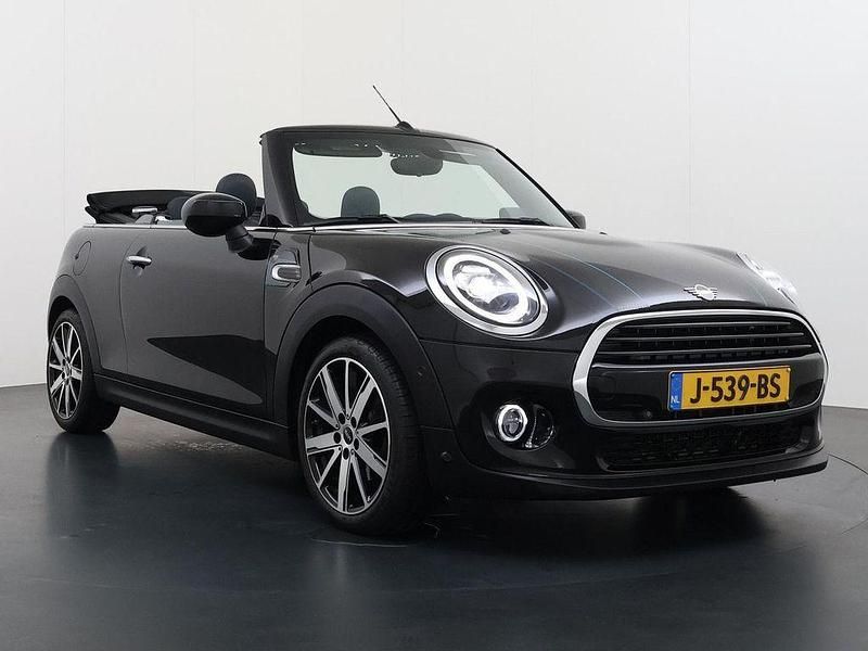 Gebraucht Mini Cooper Cabriolet 136 PS (100 kW) 2020 Schwarz Cabrio
