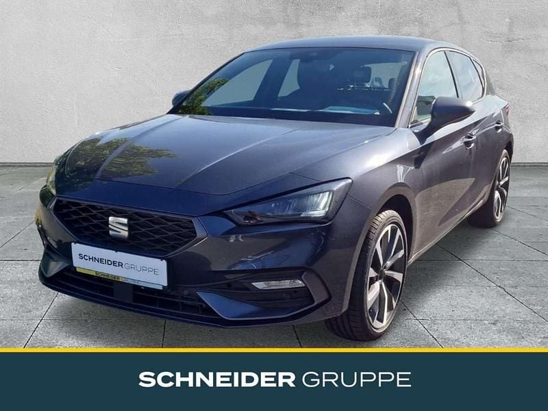 Magnetic grau metallic Gebraucht 2025 Seat Leon FR Limousine | 27.990 € (Fairer Preis) - Bild 1/4
