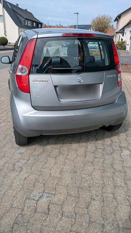 Gebraucht Suzuki Splash 48 PS (35 kW) 2011 Blau Kleinwagen