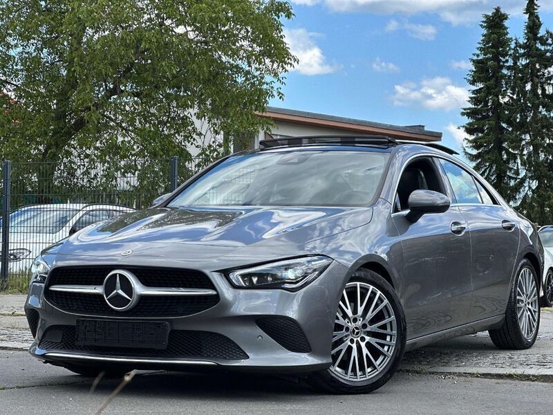 Mountaingrau met. Gebraucht 2022 Mercedes CLA180 Limousine | 25.900 € (Fairer Preis) - Bild 1/4