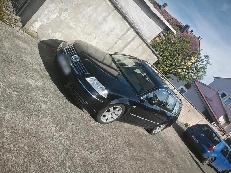 Gebraucht VW Passat 240 PS (176 kW) 2001 Schwarz Kombi