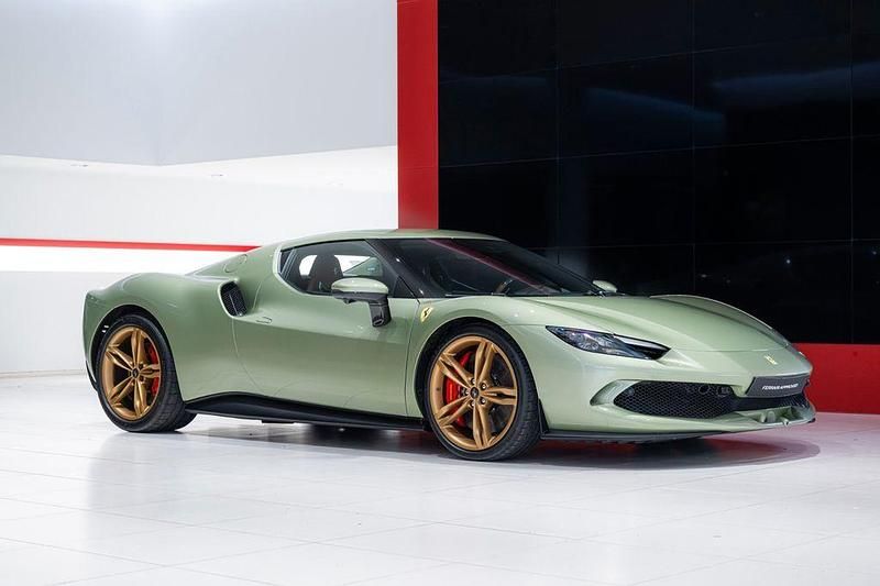 Gebraucht Ferrari 296 829 PS (609 kW) 2023 Grün