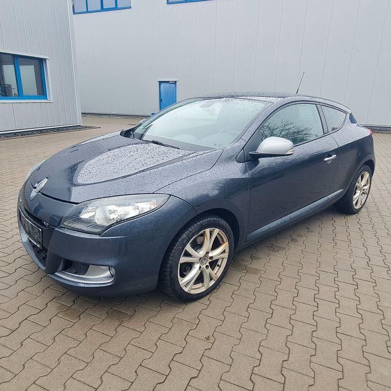 Gebraucht Renault Mégane III GT 179 PS (131 kW) 2011 Grau Coupé
